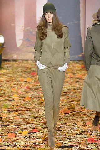 Look 48